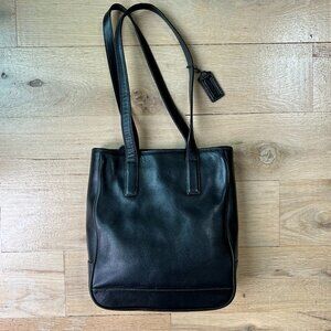 Vintage Coach Black Leather Hamptons Market Lunch Shoulder Tote D13-7776